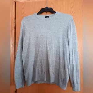 Men's size large,  H&M grey sweater